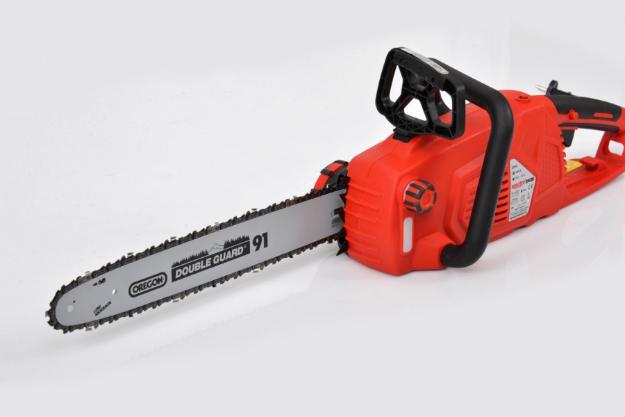 Elektrisk motorsåg med snabbkedjespänning och överbelastningsskydd - 2400W Elektrisk motorsåg med snabbkedjespänning och överbelastningsskydd - 2400W