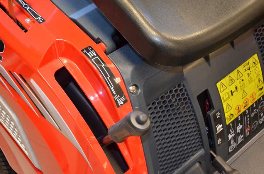 Åkgräsklippare med uppsamlare - Briggs & Stratton 190cc Åkgräsklippare med uppsamlare - Briggs & Stratton 190cc