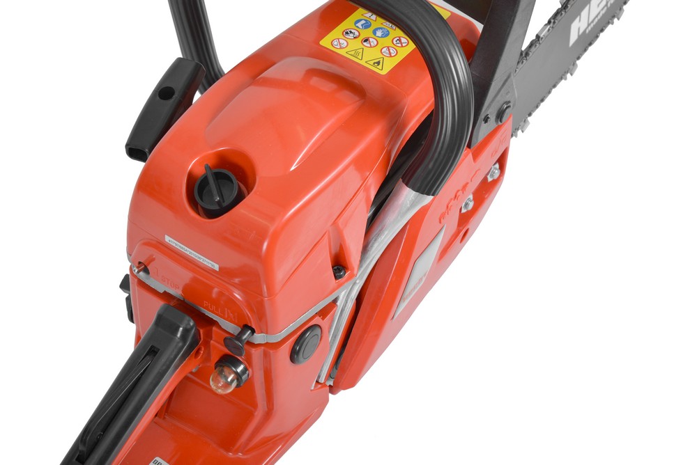 Bensindriven motorsåg - 40cm svärd - 50cc Bensindriven motorsåg - 40cm svärd - 50cc