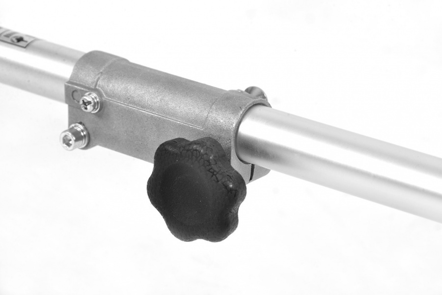 Bensindriven grästrimmer - 33 cc Bensindriven grästrimmer - 33 cc