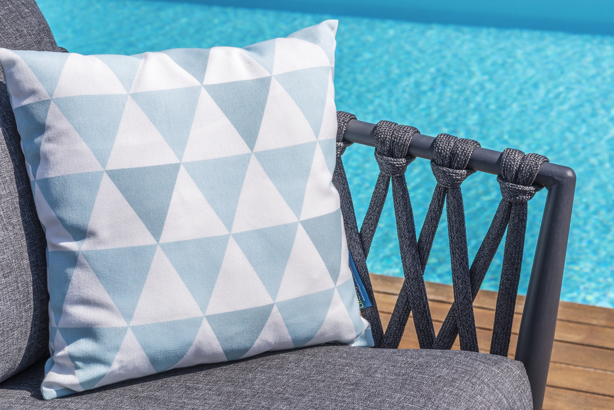 Lifestyle Garden utegrupp Ipanema med soffa, 2 st ftljer och soffbord - Gr / Teak / Olefin