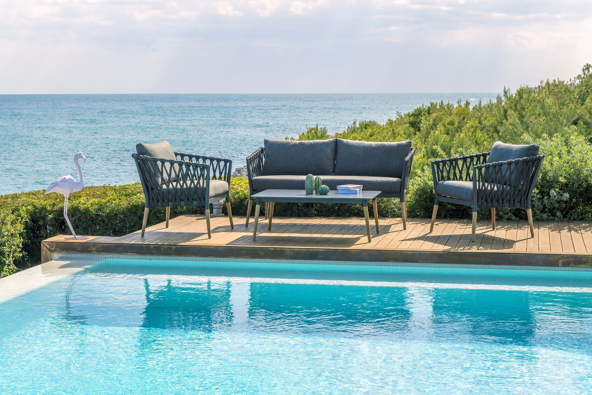 Lifestyle Garden utegrupp Ipanema med soffa, 2 st ftljer och soffbord - Gr / Teak / Olefin