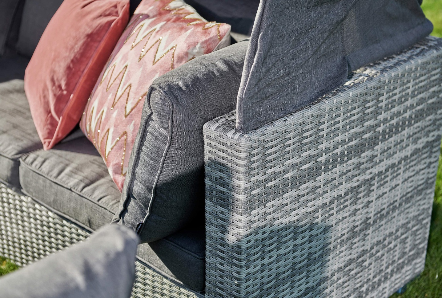 Slättvik byggbar loungegrupp med 5 delar - Grå Slättvik byggbar loungegrupp med 5 delar - Grå