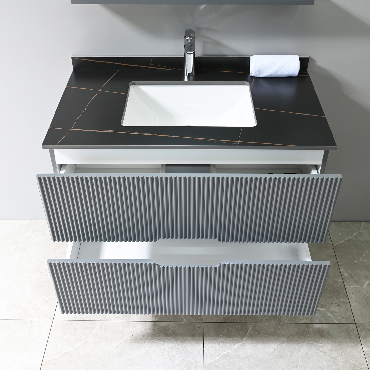 Baddrumsmöbler Lazien - Grå & Svart marmorimitation Baddrumsmöbler Lazien - Grå & Svart marmorimitation