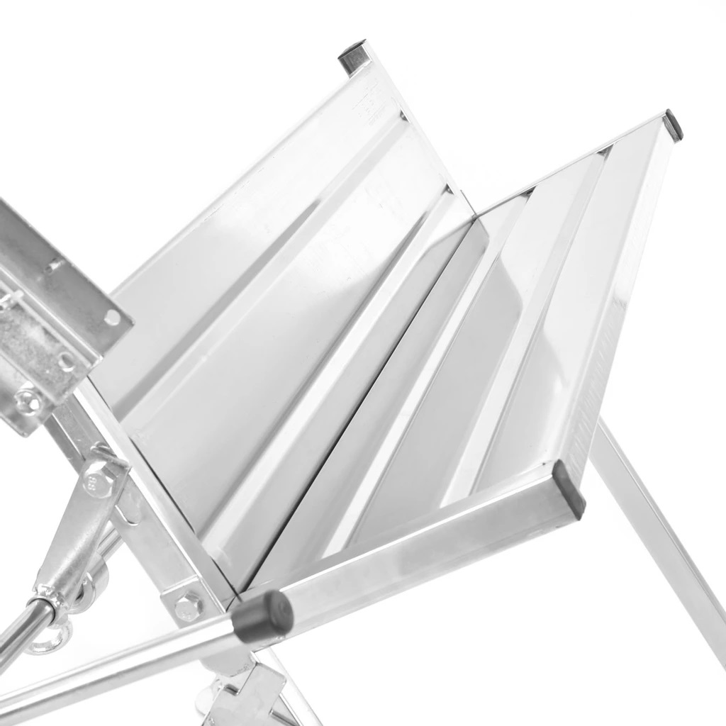 Vedhållare/Vedställning åt motorsåg Vedhållare/Vedställning åt motorsåg