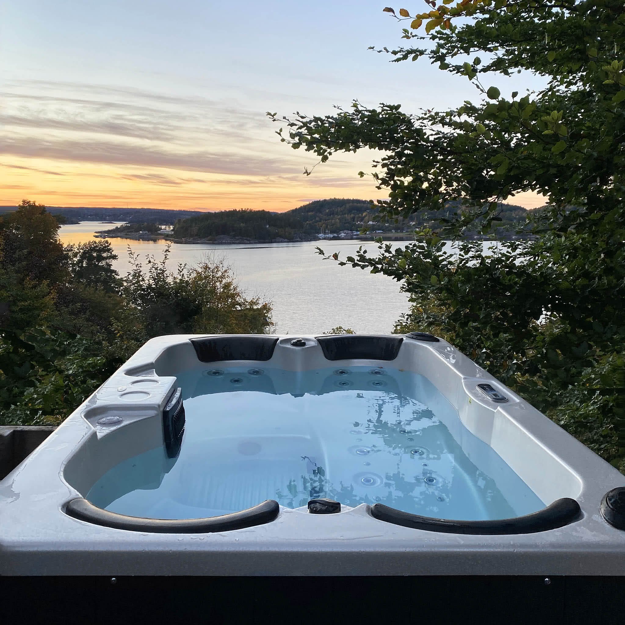 Spabad Relaxio - 4 personer Spabad Relaxio - 4 personer