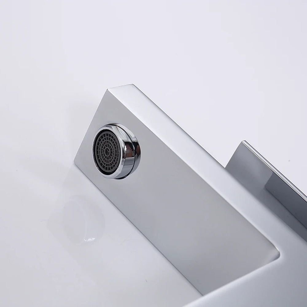 Tvättställsblandare Lily - Krom Tvättställsblandare Lily - Krom