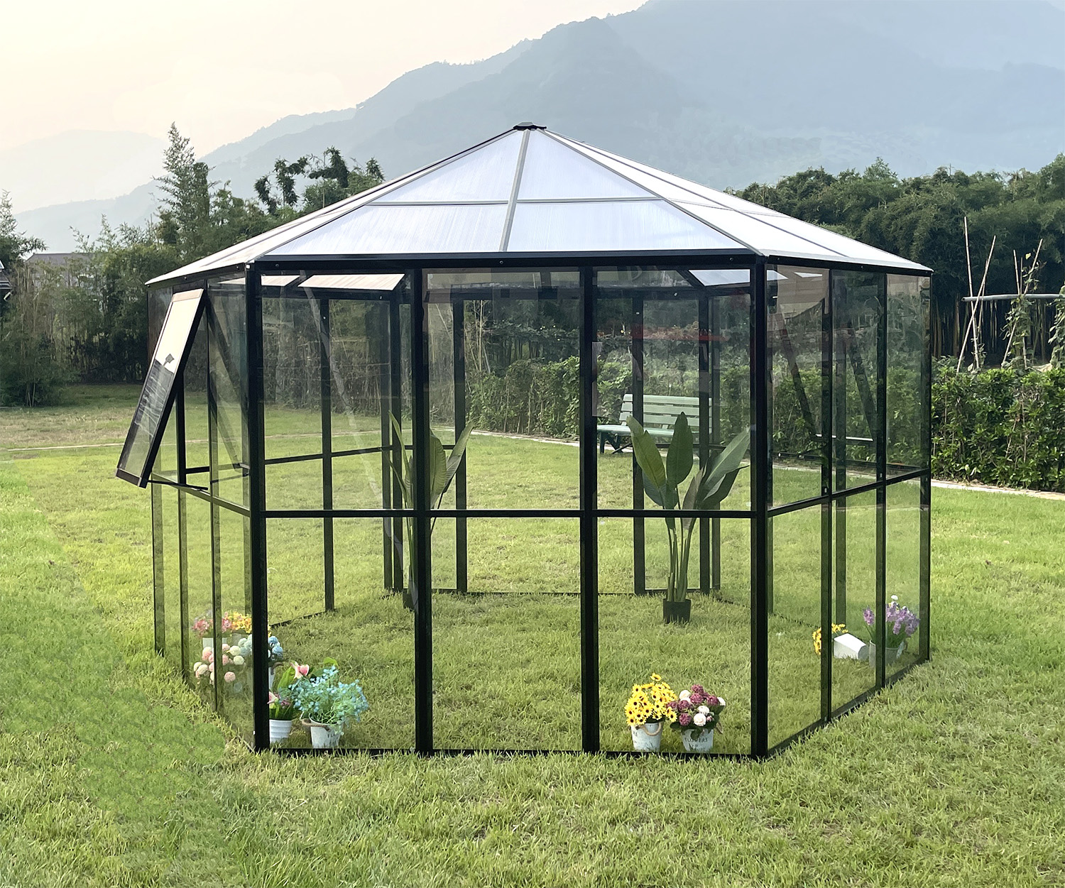 Växthus Miranda V.2 med härdat glas - Svart 9,0 m² + Växthusrengöring Växthus Miranda V.2 med härdat glas - Svart 9,0 m² + Växthusrengöring