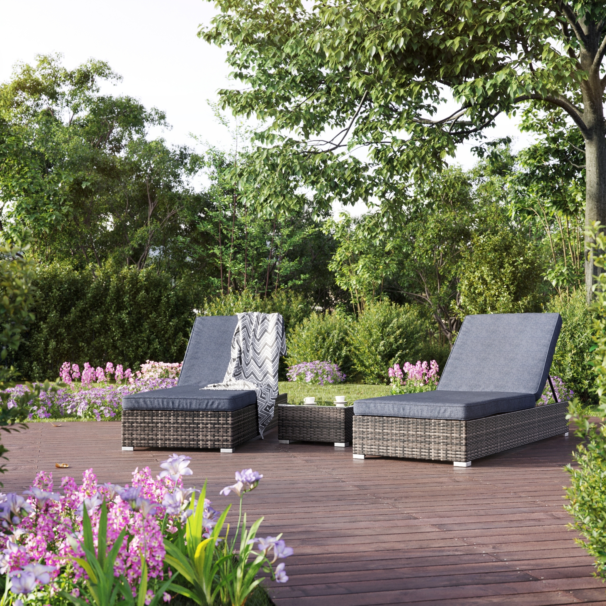 Tierp - Solsängar set - Konstrotting - 2 solsängar inkl dynor + bord! Tierp - Solsängar set - Konstrotting - 2 solsängar inkl dynor + bord!