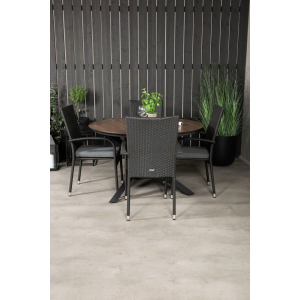 Tottarp Matgrupp (ø140) - Svart/Brun - 4 Stolar Tottarp Matgrupp (ø140) - Svart/Brun - 4 Stolar