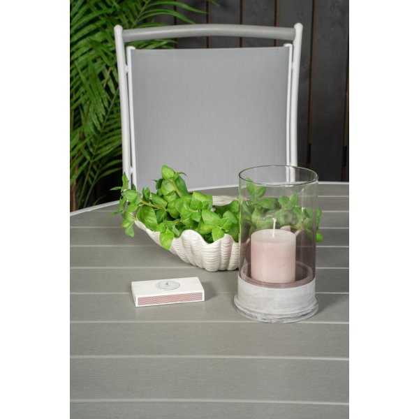 Ebbarp Matgrupp (ø140) - Vit/Grå - 4 Stolar Ebbarp Matgrupp (ø140) - Vit/Grå - 4 Stolar