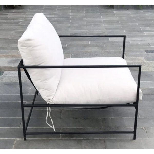 Raspö nojatuoli - musta/valkoinen Raspö nojatuoli - musta/valkoinen