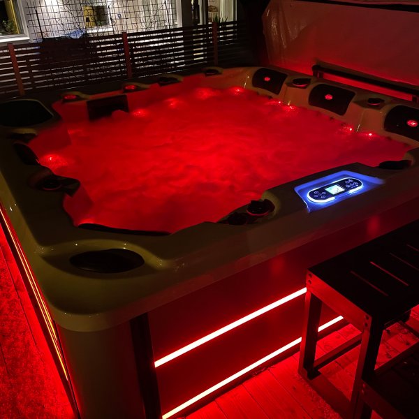 Spabad Serenity med WiFi - 5-6 Personer Spabad Serenity med WiFi - 5-6 Personer