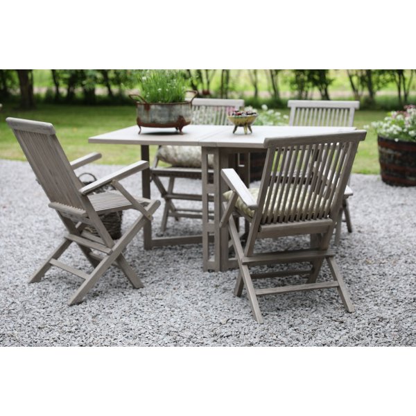 Matgrupp Salt� gr� teak: Slagbord inklusive 4 st Salt� karmstolar i gr� teak