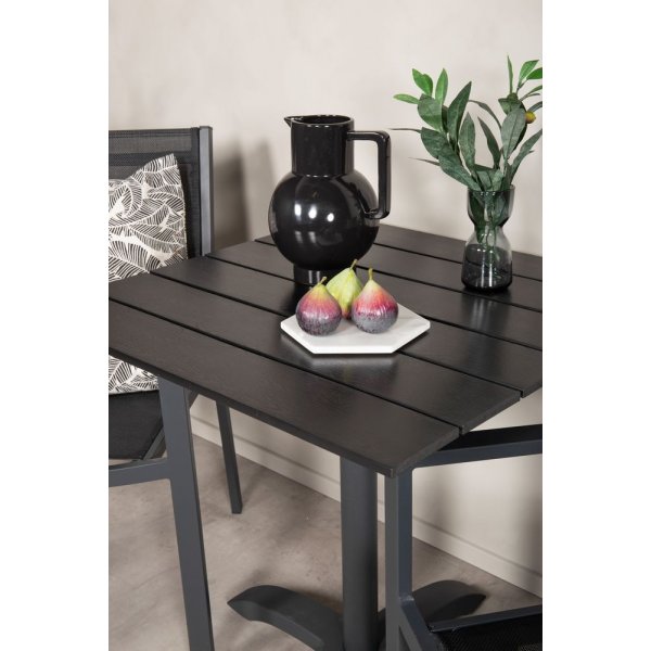 Garnviken Matgrupp (70x70) - Svart - 2 Stolar Garnviken Matgrupp (70x70) - Svart - 2 Stolar