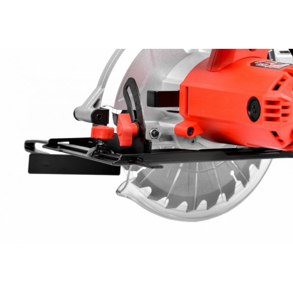 Elektrisk cirkels�g -�1200 W