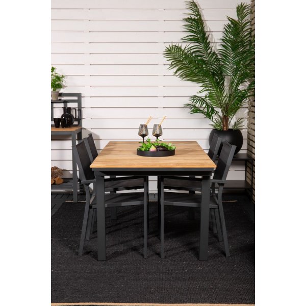 Maglehem Spisegruppe (160x90) - Sort/Natur - 4 Stole Maglehem Spisegruppe (160x90) - Sort/Natur - 4 Stole