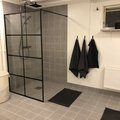 Kundbild Industriduschv�gg - 110 cm: En 1100 mm industriduschv�gg, som...
