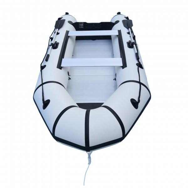 Gummibåt 330 cm - Svart och Vit Gummibåt 330 cm - Svart och Vit