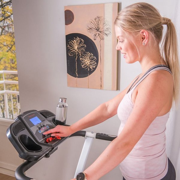 Juoksumatto 1,5 hv taitettava - Trekkrunner TR007 Juoksumatto 1,5 hv taitettava - Trekkrunner TR007