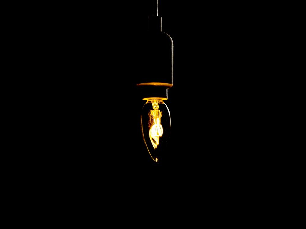 LED filament lampa C35 100lm E27 89 kr Hemfint.se LED filament lampa C35 100lm E27 89 kr Hemfint.se