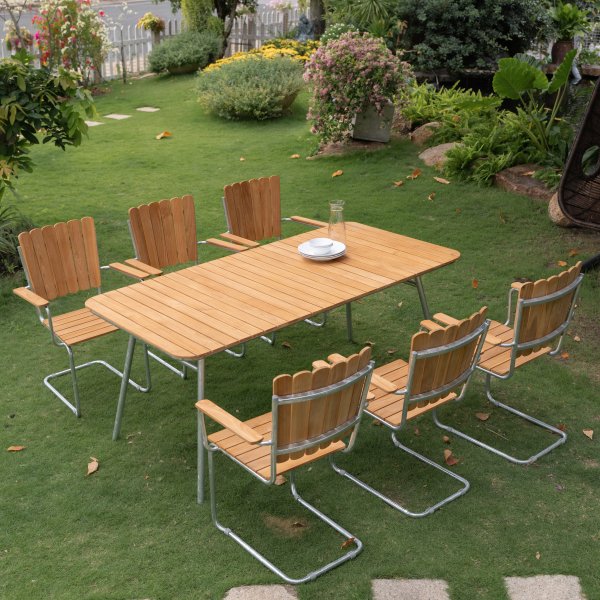 Mllan utegrupp i teak: 6 st karmstolar med matbord 176x90 cm