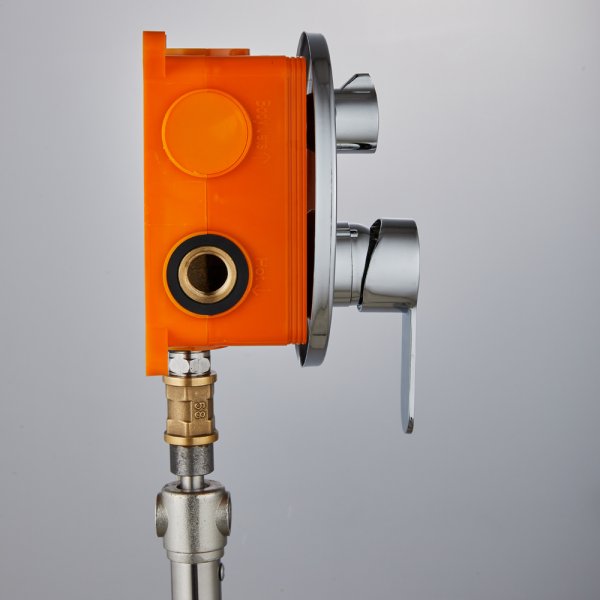 Suihkuhana Violetti - Kromi Suihkuhana Violetti - Kromi