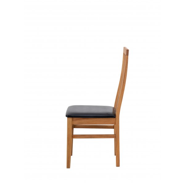 Matstol ek med svart sits - Alaska Matstol ek med svart sits - Alaska