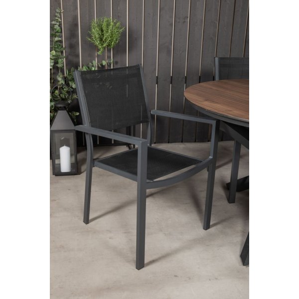 Tottarp Matgrupp (ø140) - Svart/Brun - 4 Stolar Tottarp Matgrupp (ø140) - Svart/Brun - 4 Stolar