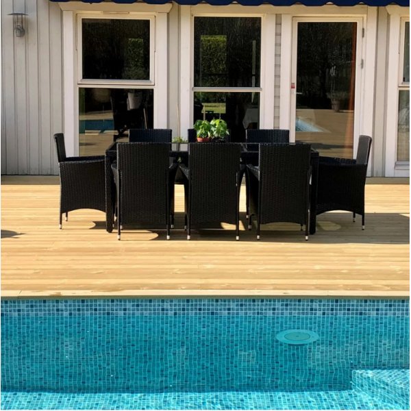 Brantevik ulkoiluryhmä, pöytä ja 8 tuolia - Musta synteettinen rottinki Brantevik ulkoiluryhmä, pöytä ja 8 tuolia - Musta synteettinen rottinki