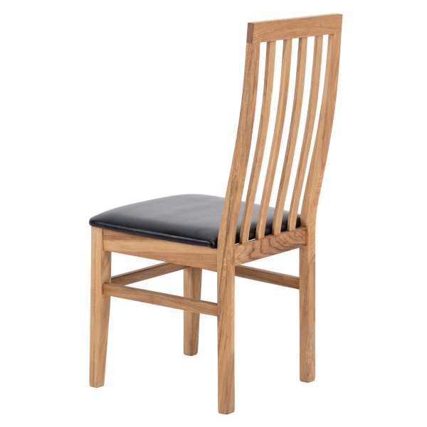 Matstol ek med svart sits - Alaska Matstol ek med svart sits - Alaska