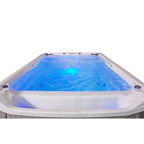 Swimspa Aqua S04B - 3,9 m Swimspa Aqua S04B - 3,9 m