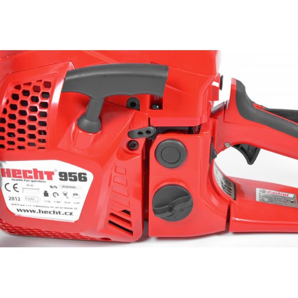 Bensindriven motorsåg med 39cm svärd - 56cc Bensindriven motorsåg med 39cm svärd - 56cc