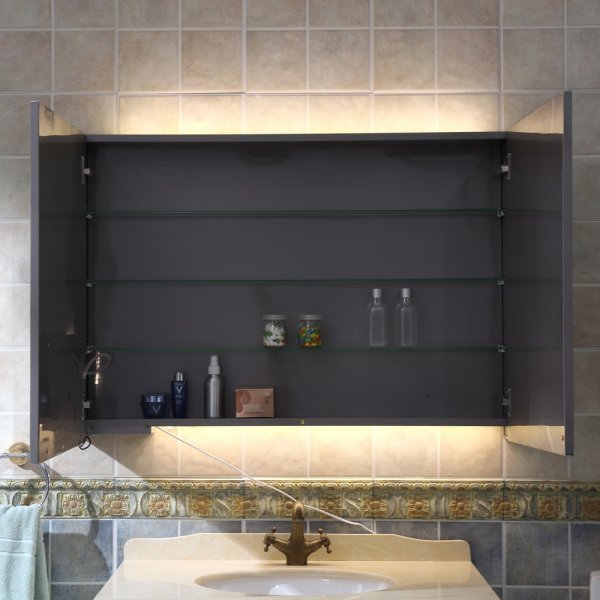 Lumina peilikaappi LED valaistuksella - 70 cm Lumina peilikaappi LED valaistuksella - 70 cm