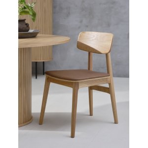 Matstol Oljad Ek med Brun sits PU - Kleppen Matstol Oljad Ek med Brun sits PU - Kleppen