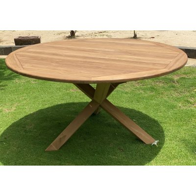 Saltø omkring spisebord i teaktræ - 150 cm diameter