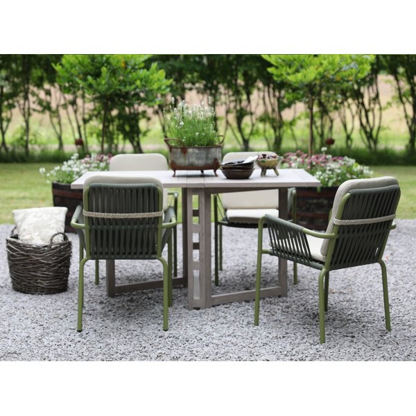 Matgrupp Salt gr teak: Slagbord inklusive 4 st grna Lincoln karmstolar